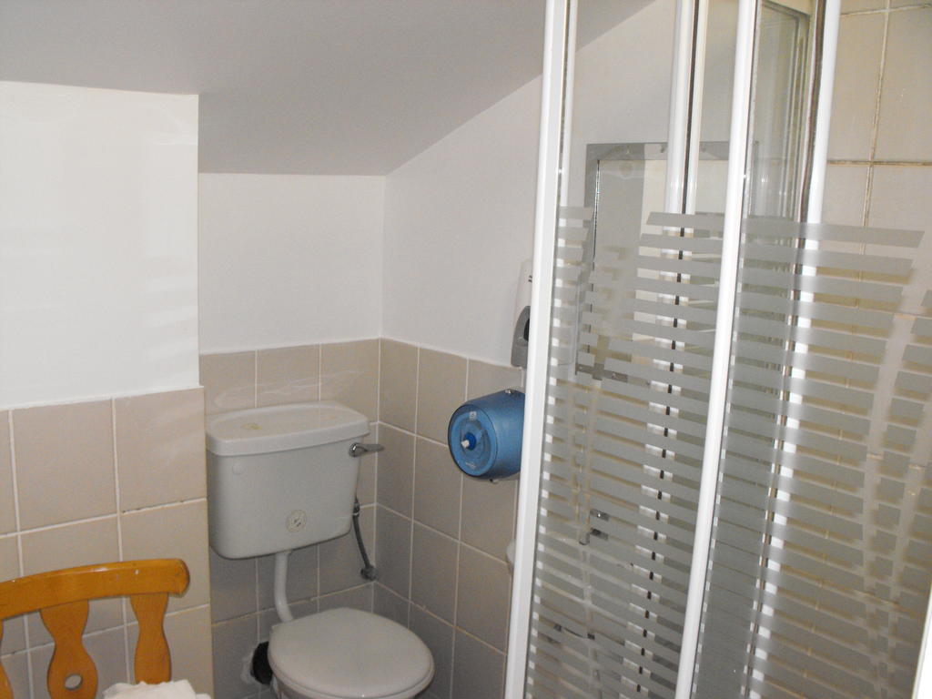 Hazelbrook Lodge Dublin Room photo